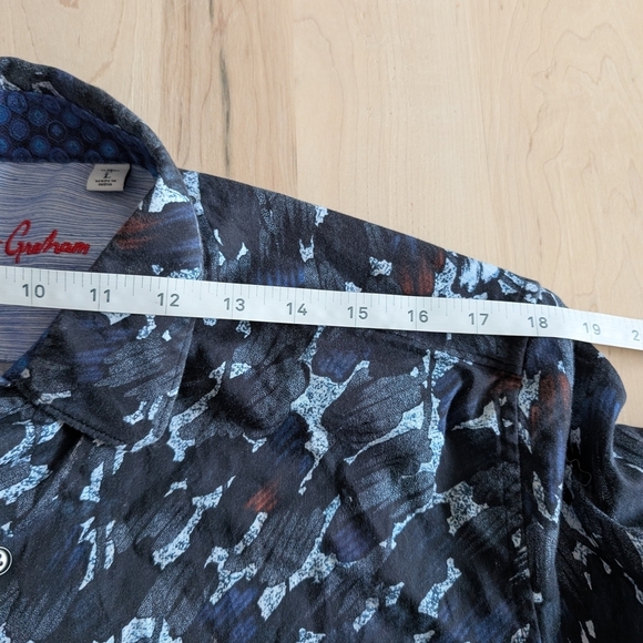 ROBERT GRAHAM Black and Blue Casual Button Down Shirt - Picture 11 of 13